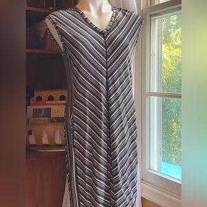 SMALL T BY TALBOTS SLEEVELESS BLACK AND WHITE CHEVRON DRESS STRETCH V NE…